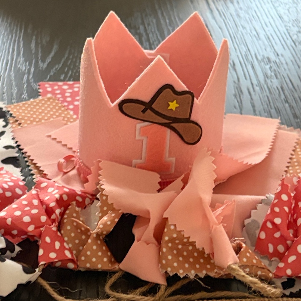 Baby First Rodeo Birthday Party Banner & Hat 🤠 - Picture 6 of 6